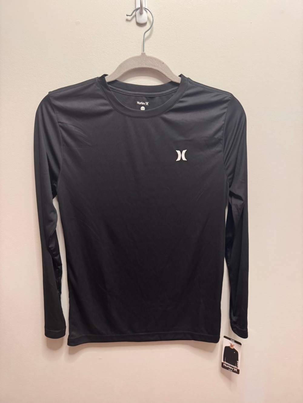 NWT Youth Hurley Longsleeve UPF 50 Rashguard